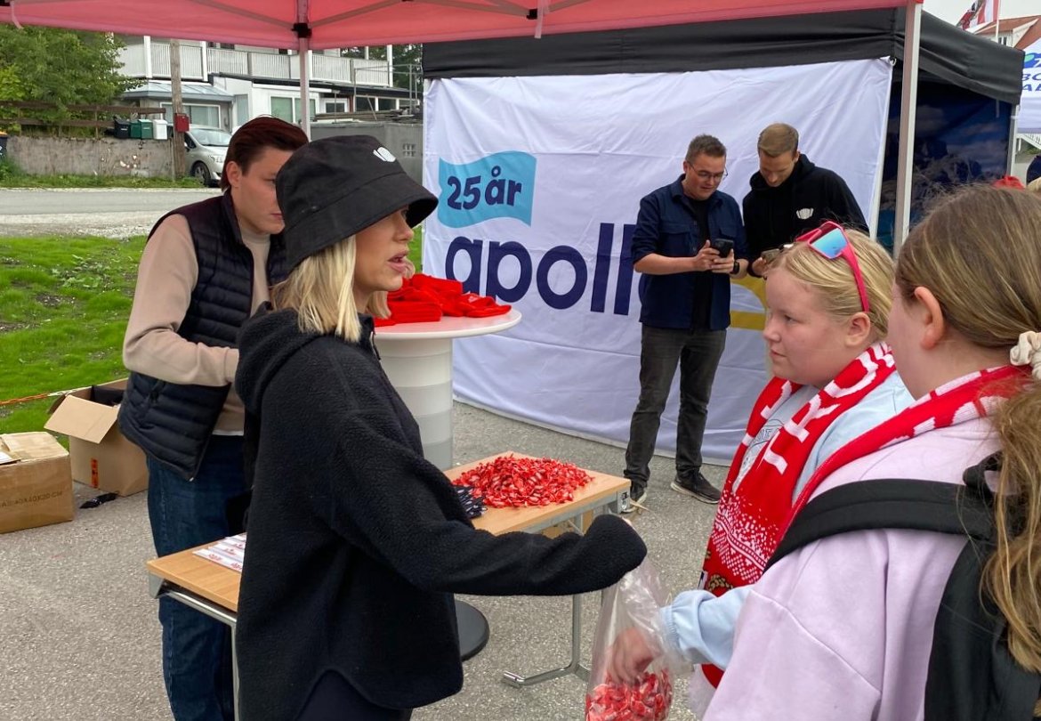 Nordlys hadde delte ut premier og snacks.